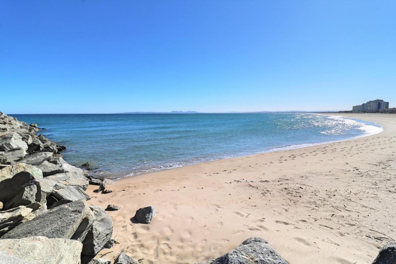 Delta Muga, Piso Muy Cerca De La Playa Lejlighed Empuriabrava Eksteriør billede